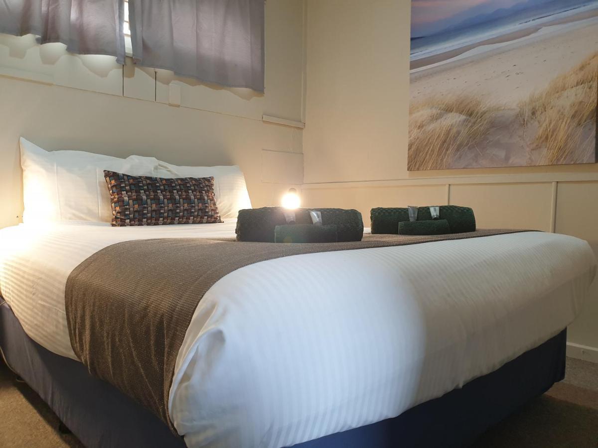 הורסהאם Smerdon Lodge Motel מראה חיצוני תמונה