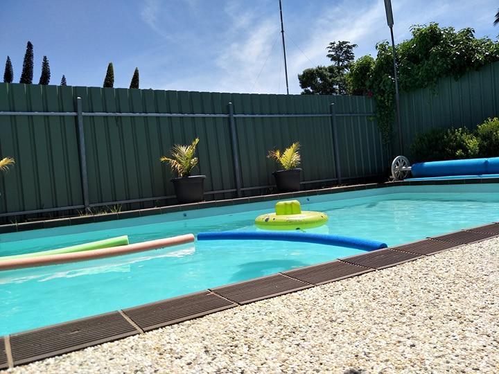 הורסהאם Smerdon Lodge Motel מראה חיצוני תמונה
