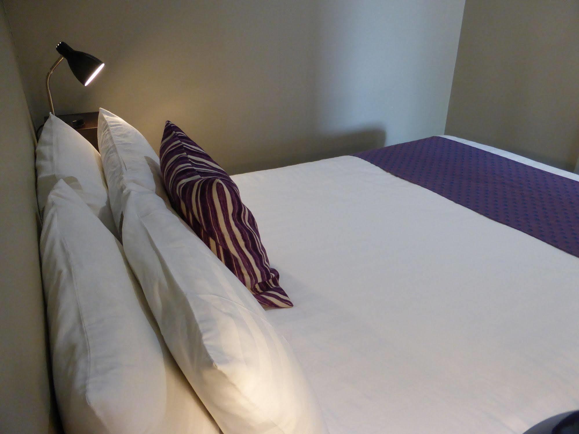 הורסהאם Smerdon Lodge Motel מראה חיצוני תמונה
