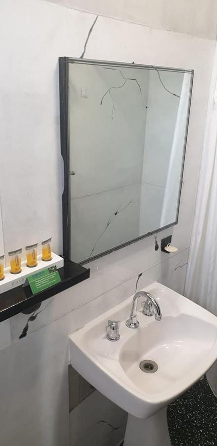 הורסהאם Smerdon Lodge Motel מראה חיצוני תמונה