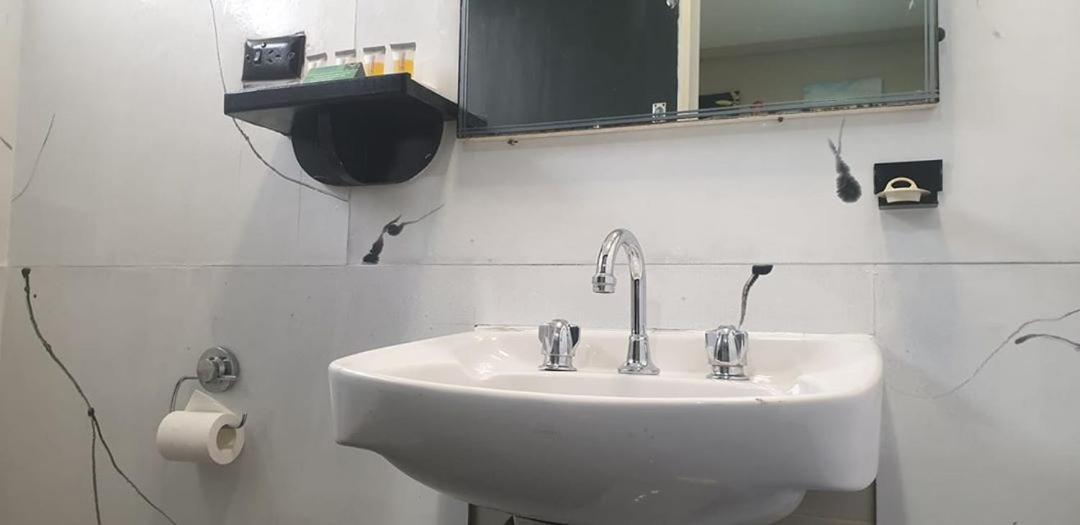 הורסהאם Smerdon Lodge Motel מראה חיצוני תמונה